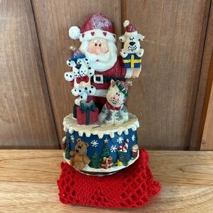 Wind up Musical Spinning Santa
